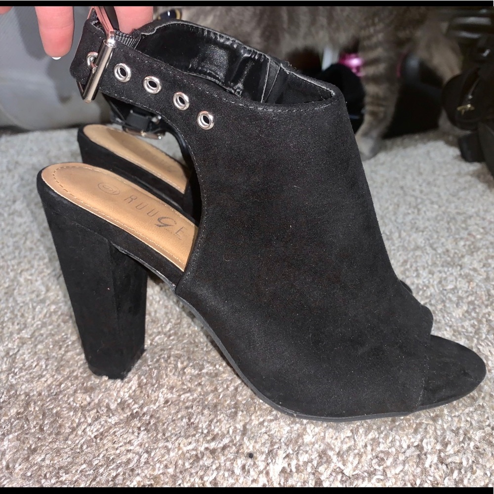 heels size 8